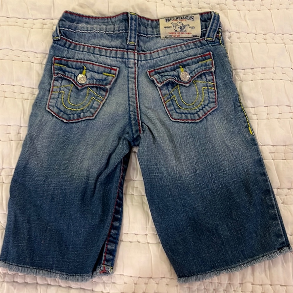 Boys true religion shorts